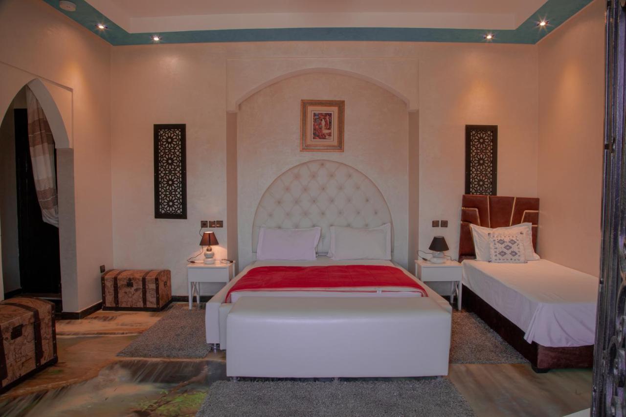 Jnanat Aicha Guesthouse Wawizelte Екстериор снимка
