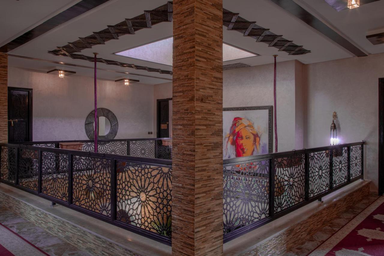 Jnanat Aicha Guesthouse Wawizelte Екстериор снимка