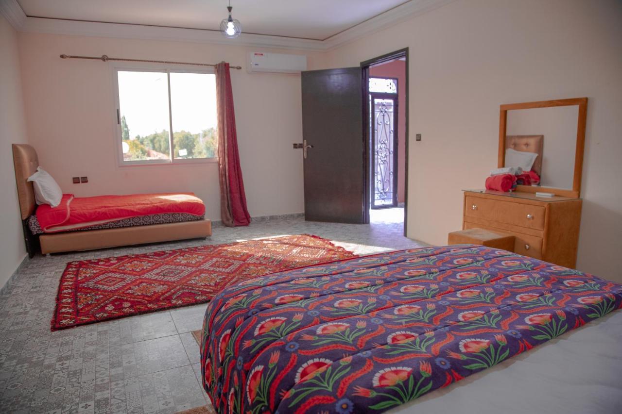 Jnanat Aicha Guesthouse Wawizelte Екстериор снимка