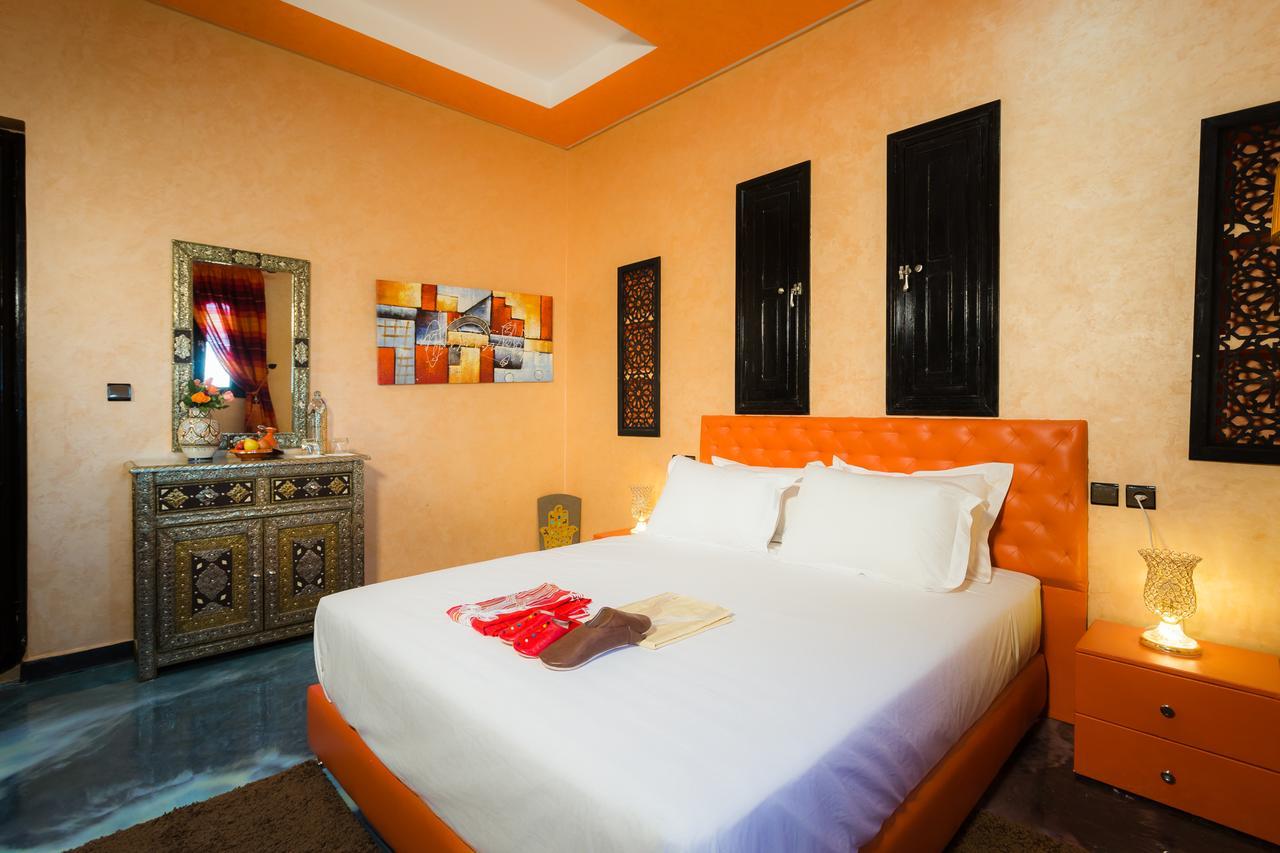 Jnanat Aicha Guesthouse Wawizelte Екстериор снимка