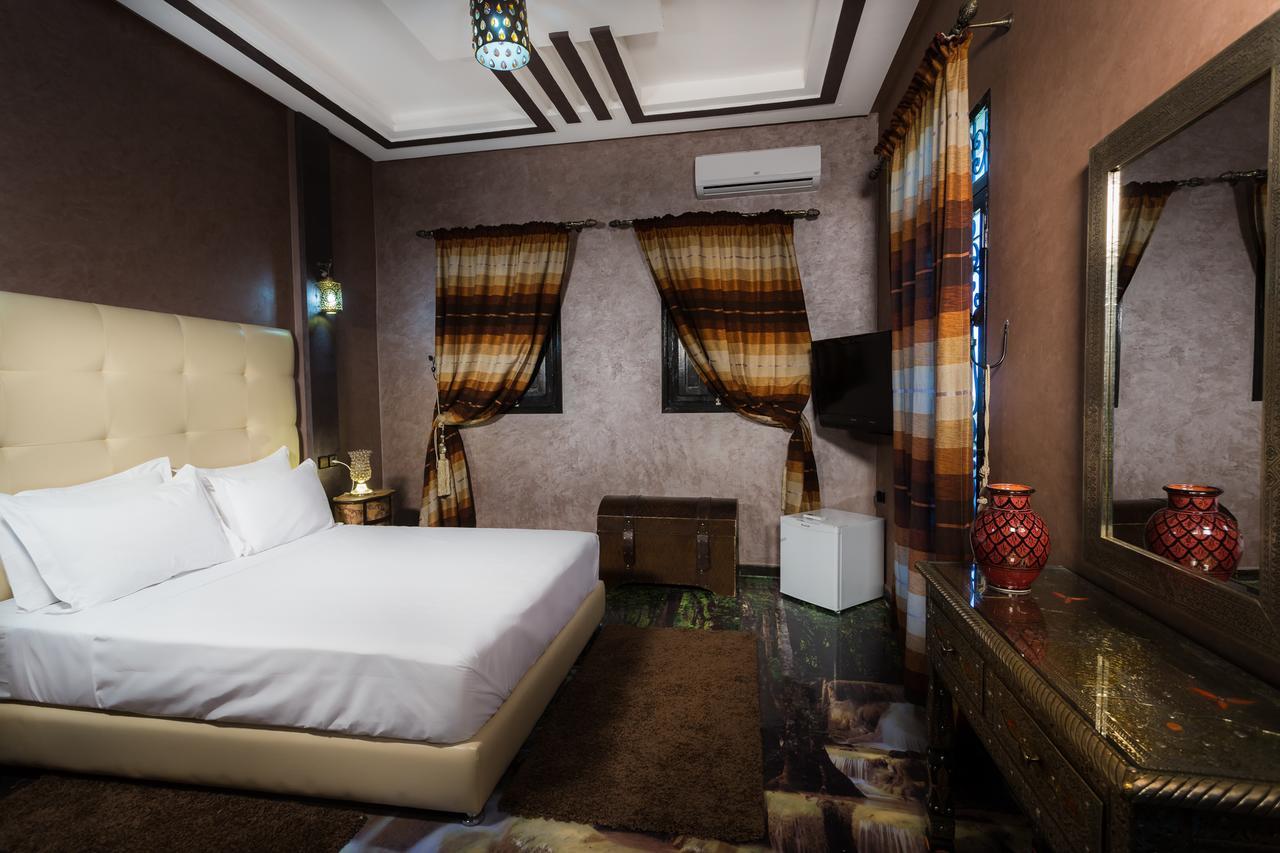 Jnanat Aicha Guesthouse Wawizelte Екстериор снимка